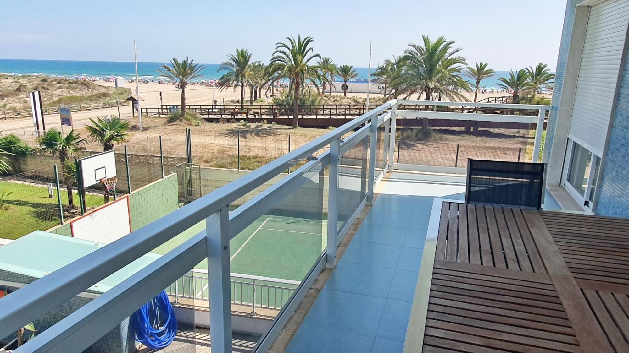 Апартаменти Aigua Blava Primera Linea - Alquiler Solo Familias Playa de Gandia Екстер'єр фото