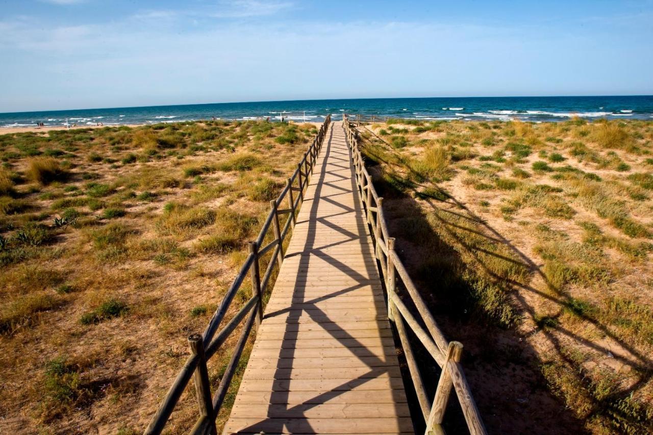 Апартаменти Aigua Blava Primera Linea - Alquiler Solo Familias Playa de Gandia Екстер'єр фото