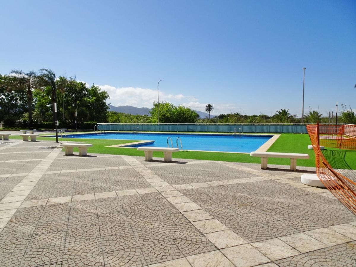 Aigua Blava Primera Linea - Alquiler Solo Familias Playa de Gandia Екстер'єр фото