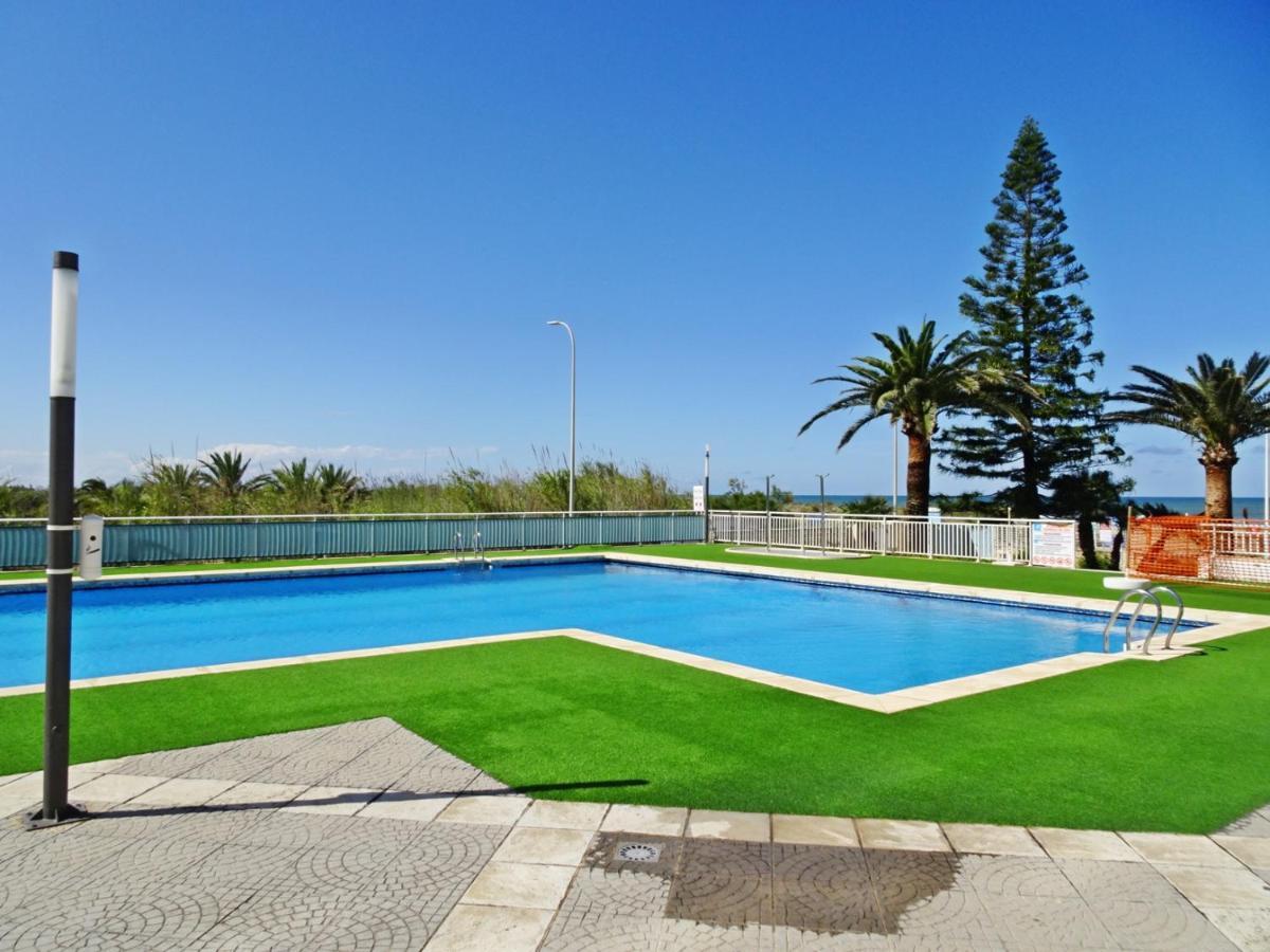 Aigua Blava Primera Linea - Alquiler Solo Familias Playa de Gandia Екстер'єр фото