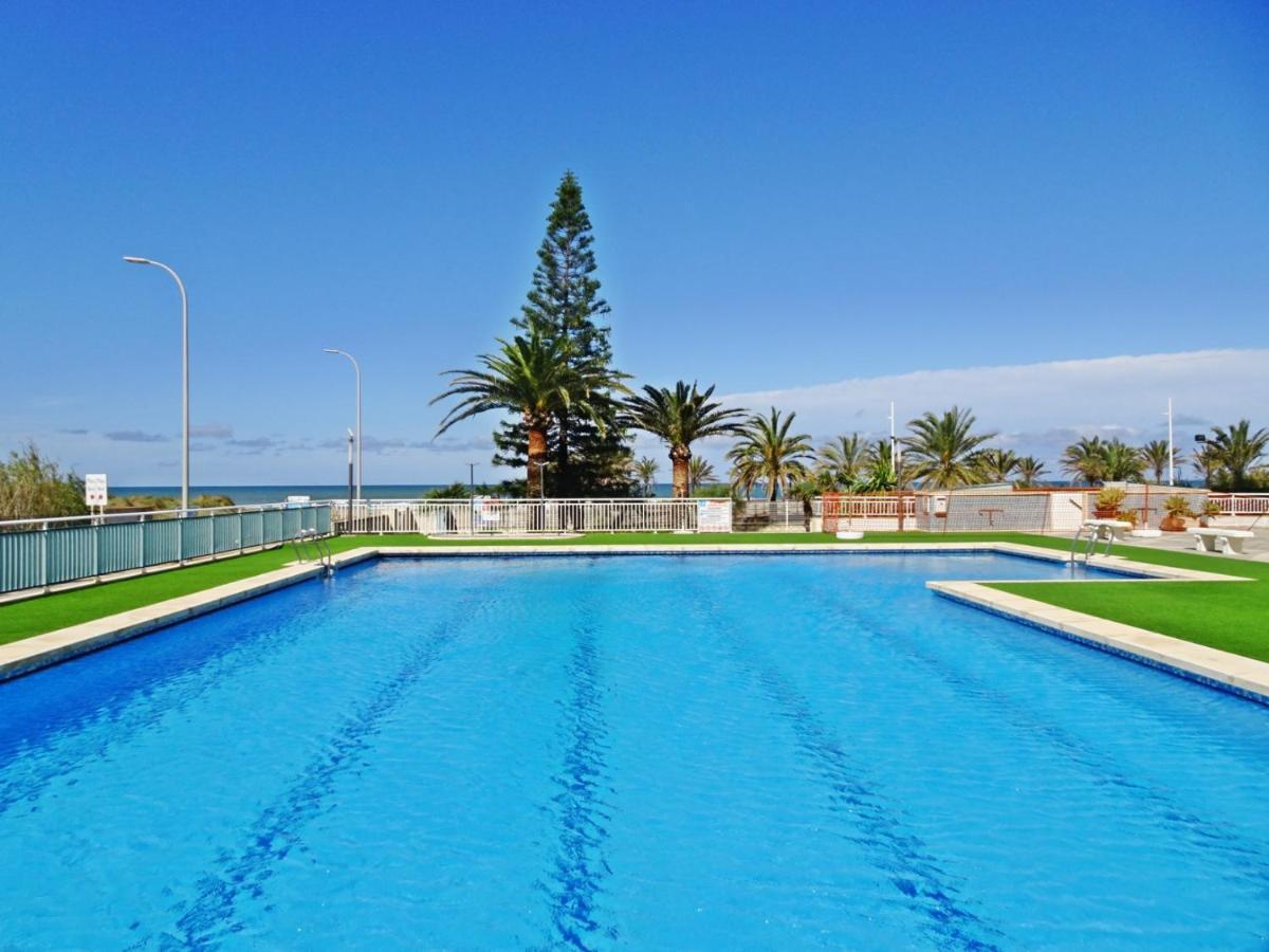Aigua Blava Primera Linea - Alquiler Solo Familias Playa de Gandia Екстер'єр фото