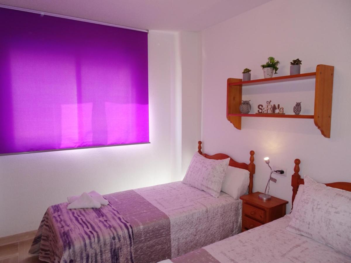 Aigua Blava Primera Linea - Alquiler Solo Familias Playa de Gandia Екстер'єр фото
